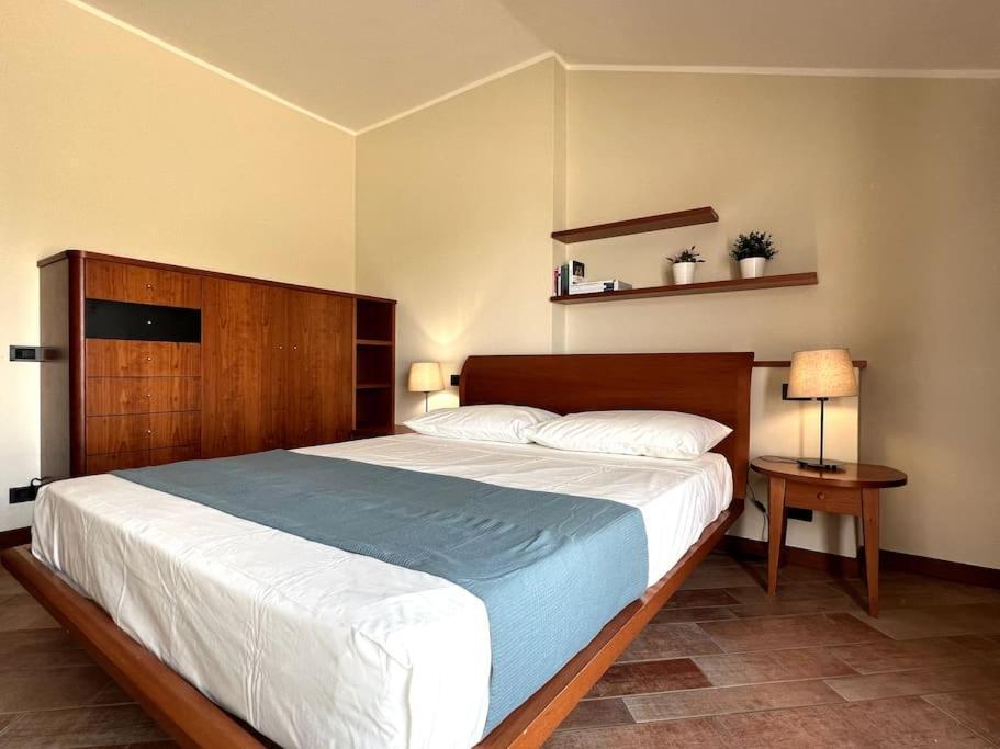 Ferienwohnung Attico In Piazza Matteotti Desenzano del Garda Exterior foto
